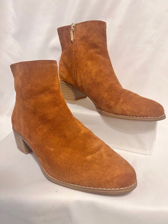 Clarks Shoes - Clarks Somerset Orange Suede Feel Ankle 2" Heeled Bootie Boots-Size 11-Gold Zip